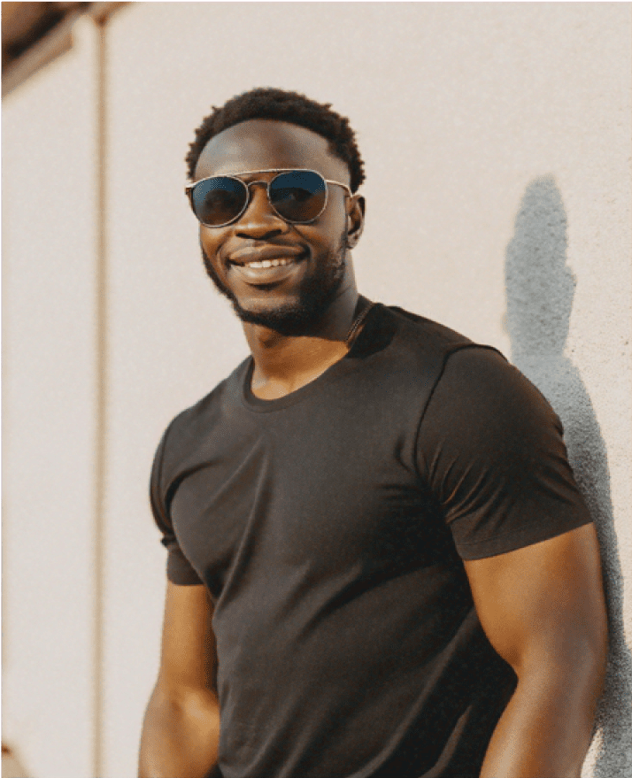 https://togoonclick.com/wp-content/uploads/2024/09/a-black-man-with-sun-glasses-team-member.png